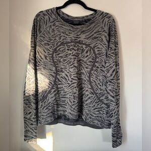 Lululemon long sleeve swiftly tech 2.0 waist length, size 16